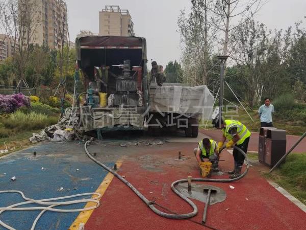 公路压(yā)浆施工