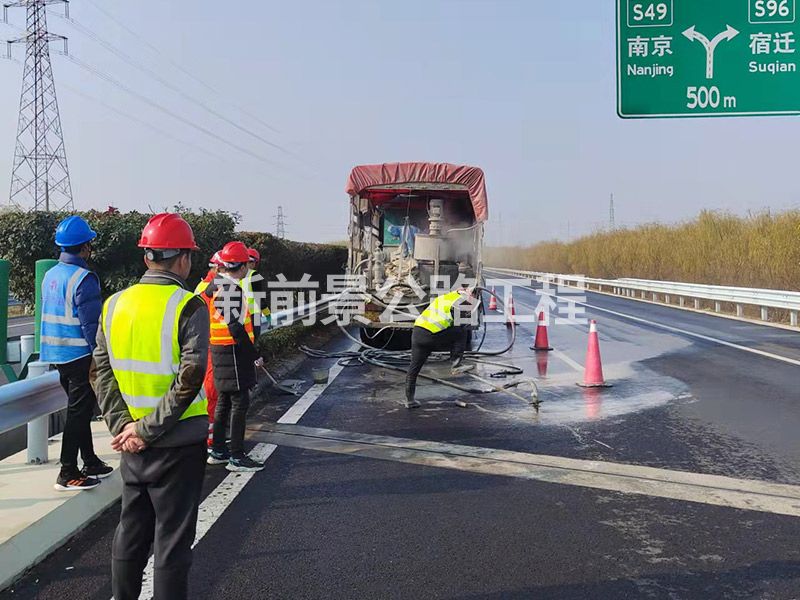 公路压(yā)浆施工